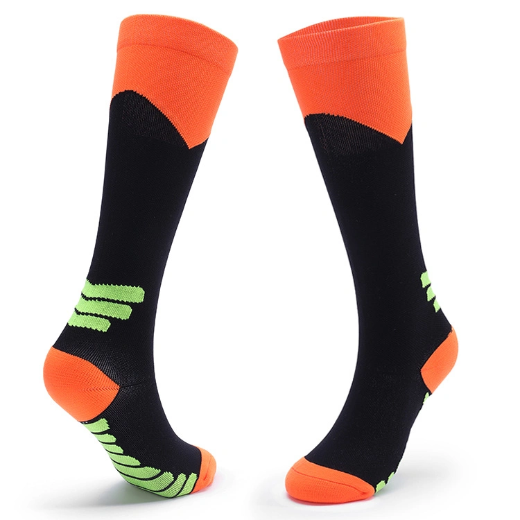 Men′ S and Women′ S Long-Tube Pressure Socks Outdoor Cycling Running Socks Thickened Marathon Compression Socks